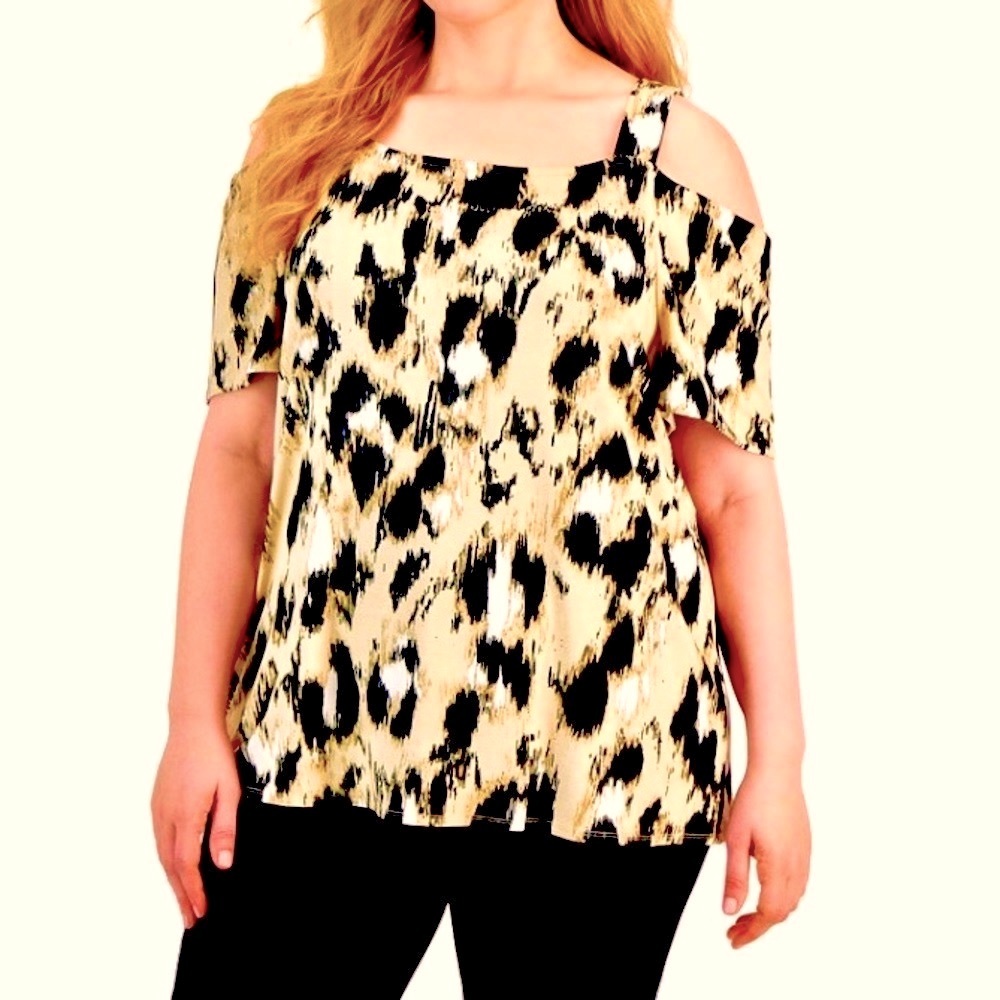 NWT- Cold Shoulder Top